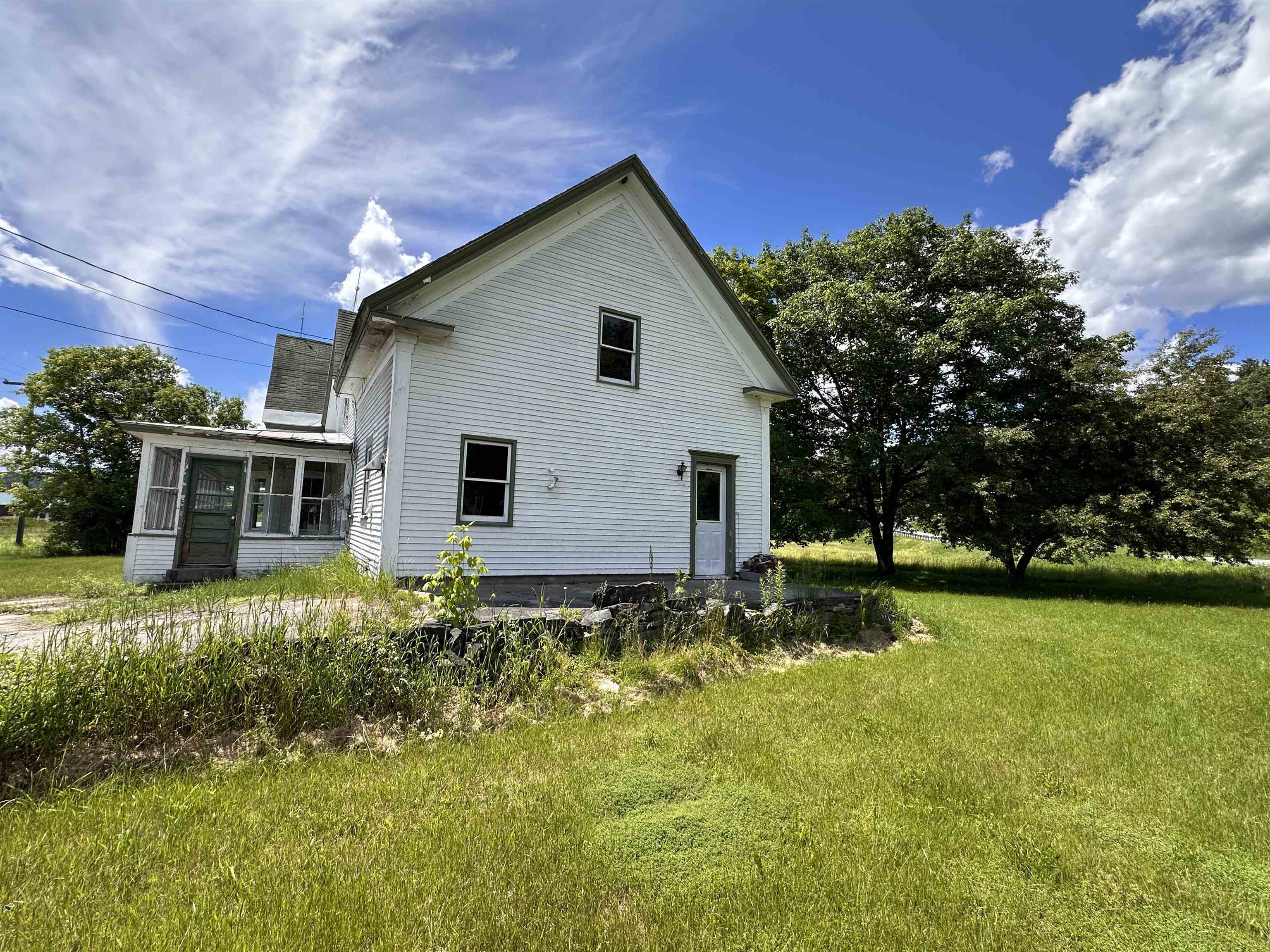 28 Stevens Loop Lyndon, VT 05851 - Photo 3 of 22