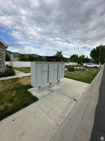 288 South 600 West Centerville, UT 84014 - Photo 34 of 40