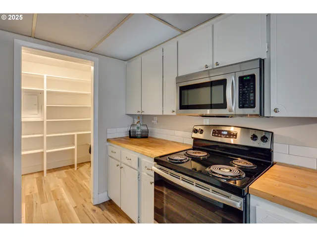 $269,900 | 5575 East Evergreen Boulevard, Unit 4103, Vancouver, WA 98661