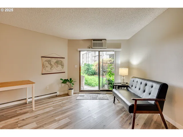 $269,900 | 5575 East Evergreen Boulevard, Unit 4103, Vancouver, WA 98661