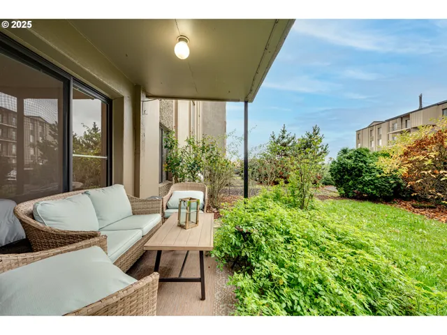 $269,900 | 5575 East Evergreen Boulevard, Unit 4103, Vancouver, WA 98661