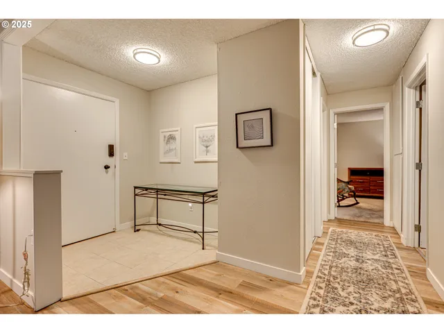 $269,900 | 5575 East Evergreen Boulevard, Unit 4103, Vancouver, WA 98661