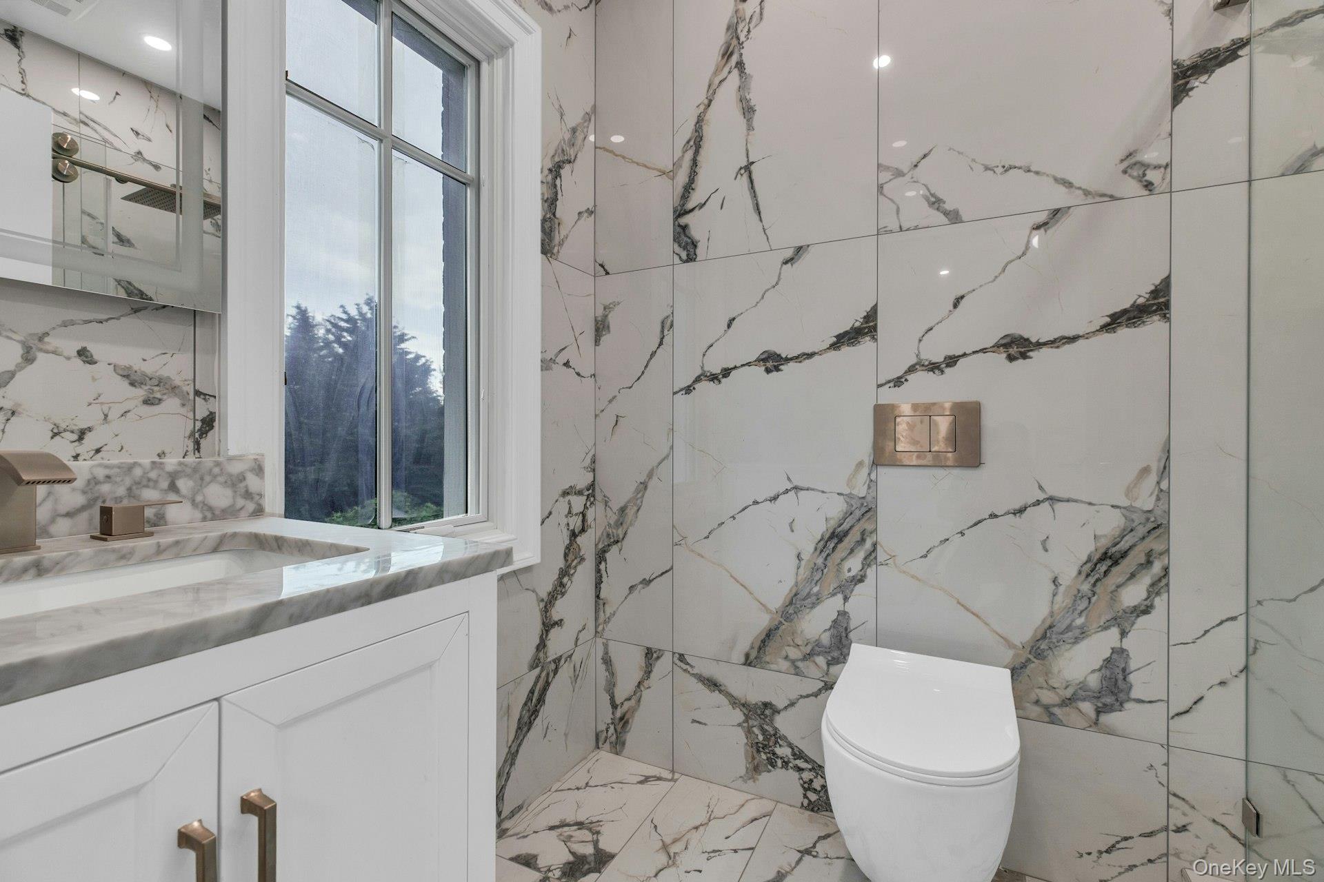12 Saddle Ridge Road Old Westbury, NY 11568 - Photo 31 of 50