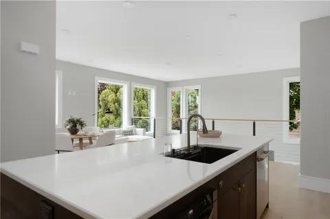 $1,395,000 | 43 12th Street, Unit B, Providence, RI 02906