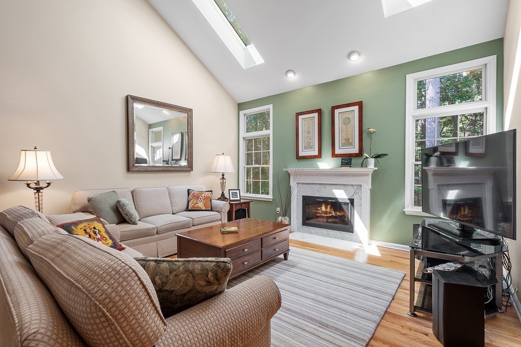 6 Emery Road, Unit 6 Bedford, MA 01730 - Photo 4 of 33 Gallery Image 4