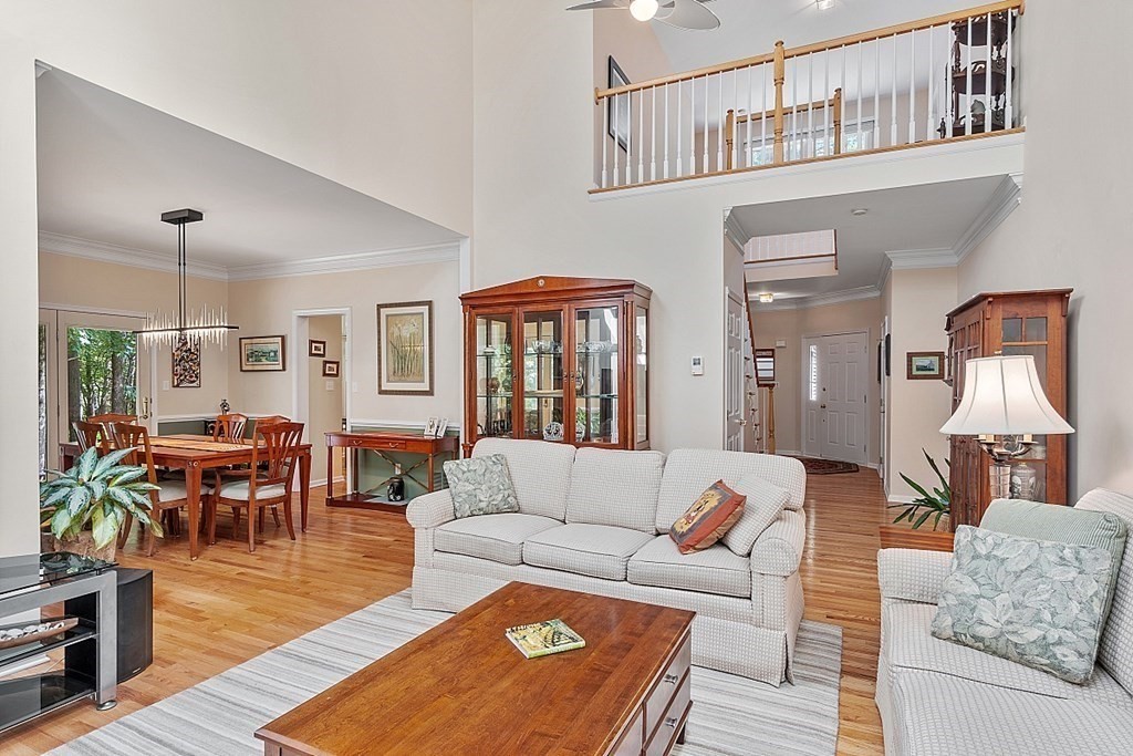 6 Emery Road, Unit 6 Bedford, MA 01730 - Photo 5 of 33 Gallery Image 5