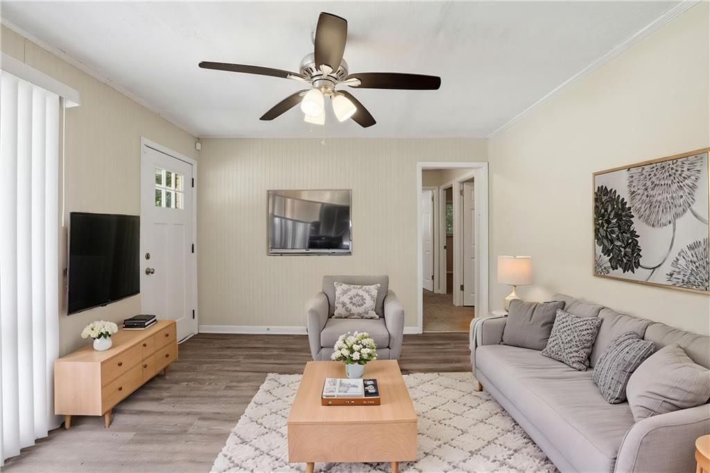 757 Alfred Road Northwest Atlanta, GA 30331 - Photo 3 of 30