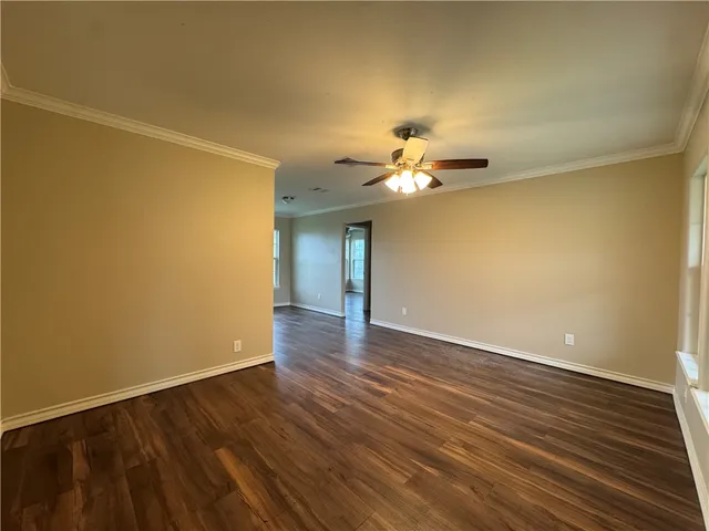 $1,400 | 4722 Queen Drive, Corpus Christi, TX 78415