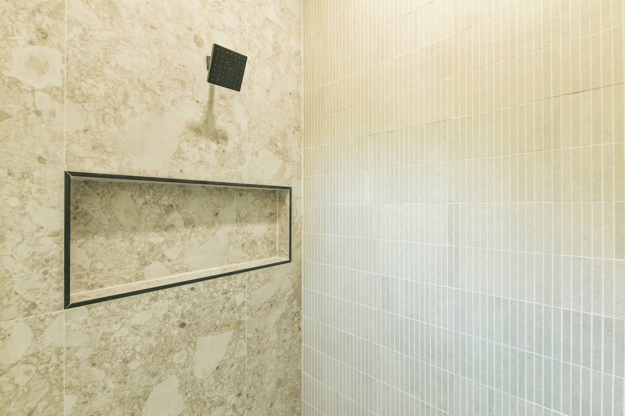 162 Wallace Street, Unit B Houston, TX 77022 - Photo 15 of 25