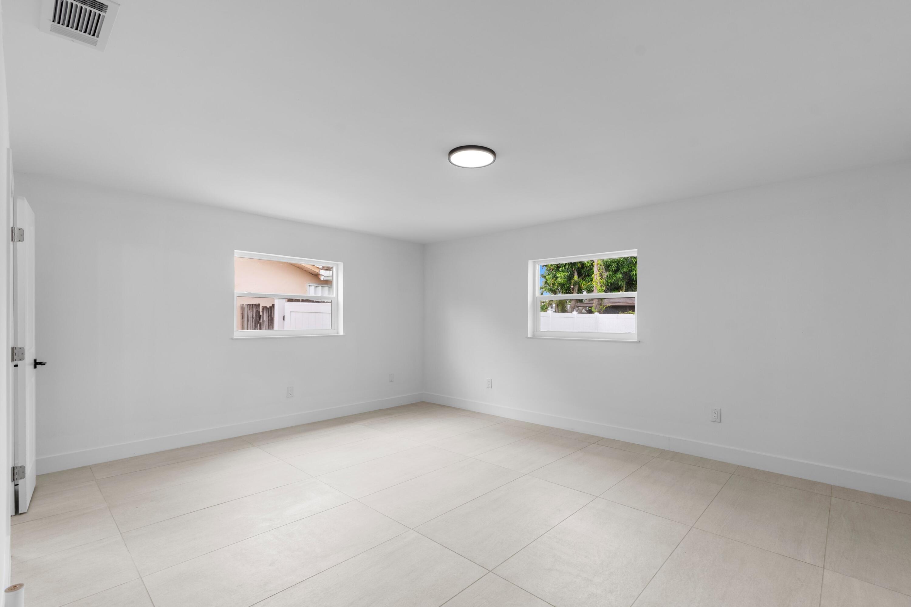 22171 Southwest 62nd Avenue Boca Raton, FL 33428 - Photo 11 of 41 Primary Bedroom