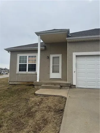 $220,000 | 10331 Sloan Avenue, Kansas City, KS 66109