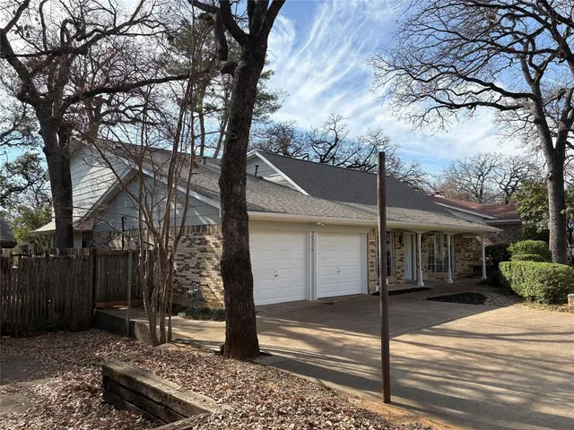 a view of a house with street view