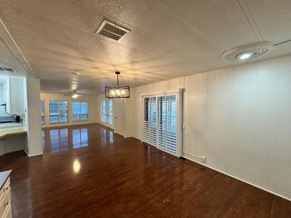 $99,700 | 2706 West Ashlan, Unit 223, Fresno, CA 93705