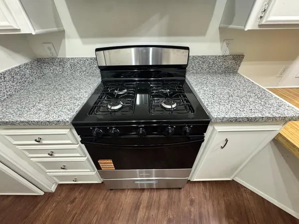 $99,700 | 2706 West Ashlan, Unit 223, Fresno, CA 93705