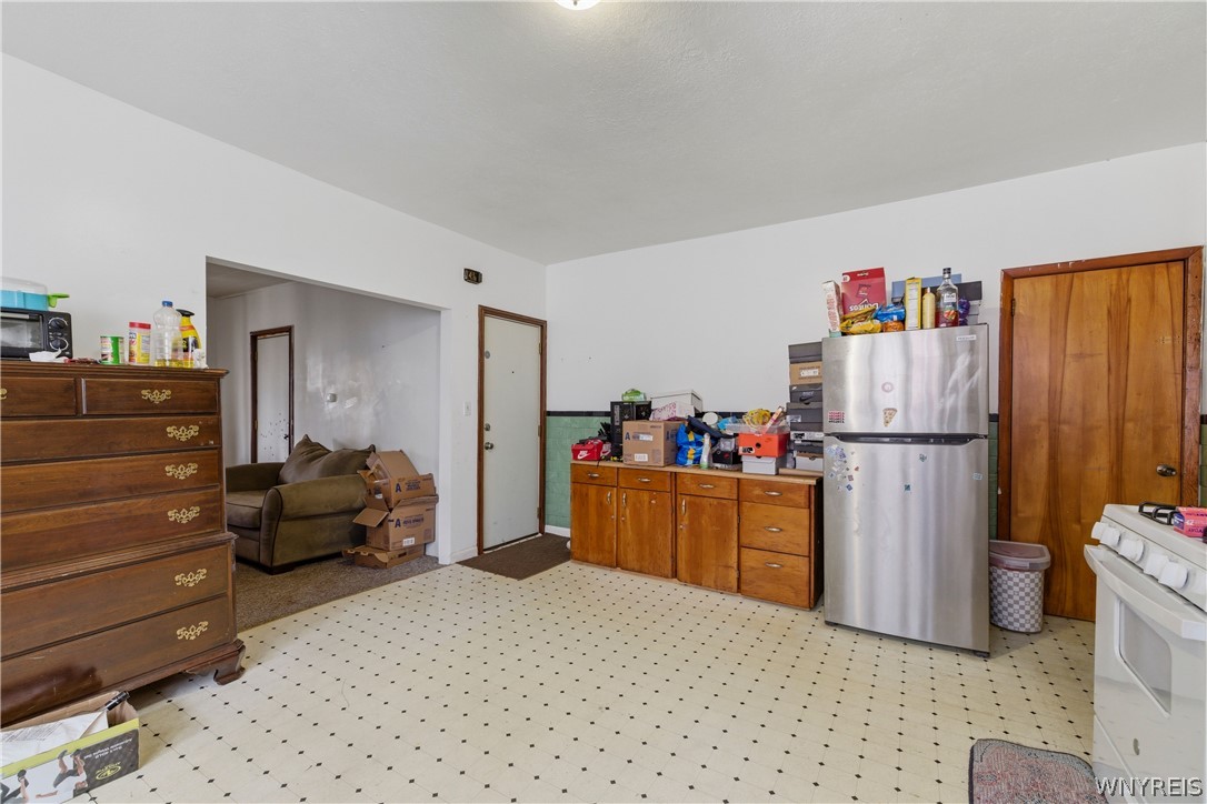 162 Lock Street Lockport City, NY 14094 - Photo 12 of 41