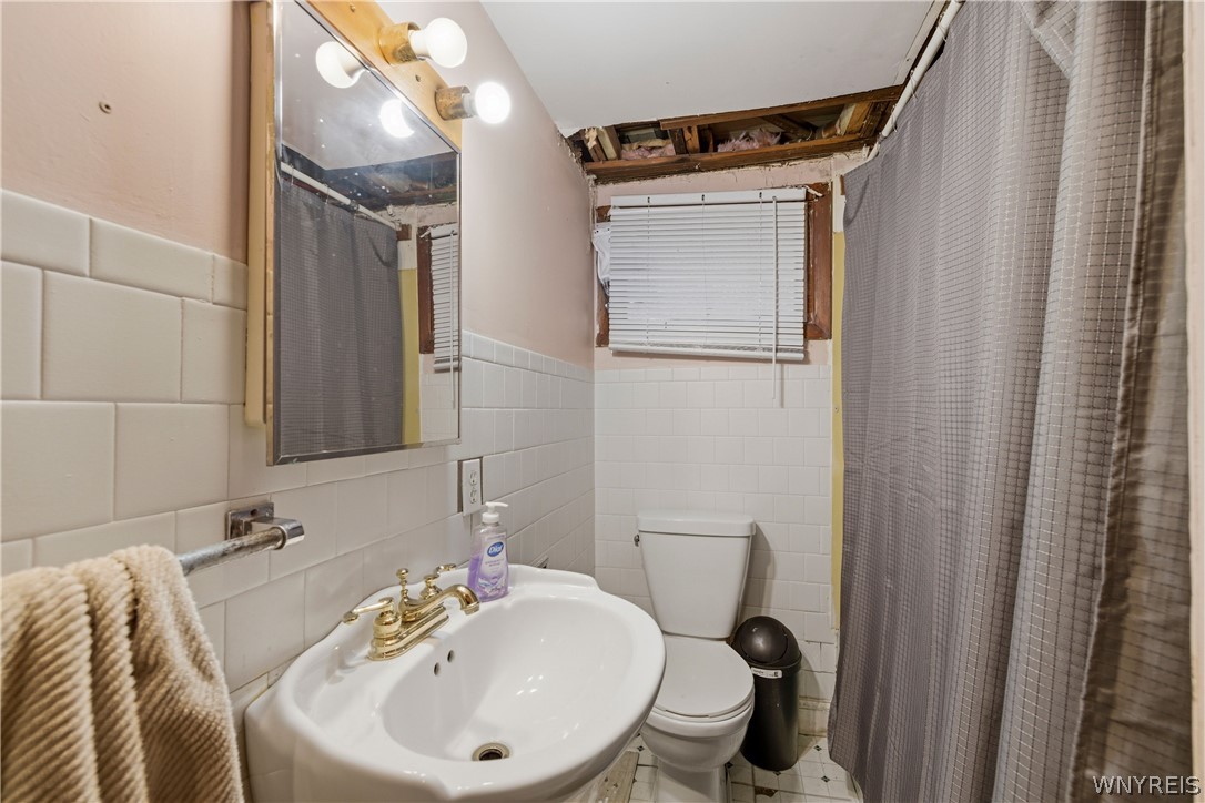 162 Lock Street Lockport City, NY 14094 - Photo 15 of 41