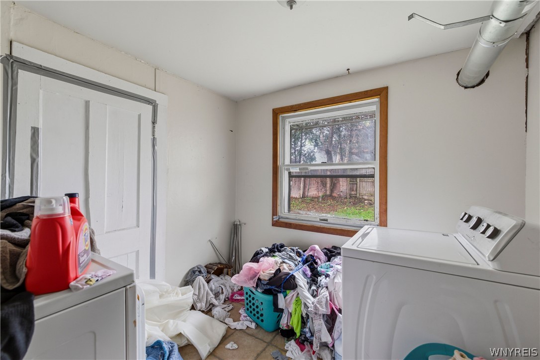 162 Lock Street Lockport City, NY 14094 - Photo 24 of 41