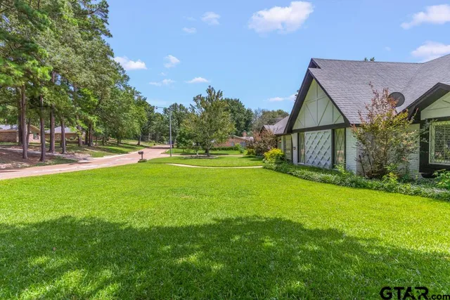 $299,900 | 1205 Dogwood Street, Gilmer, TX 75644