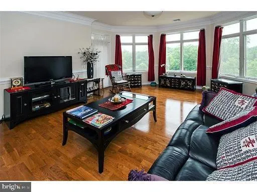 $3,000 | 438 Carson Terrace, Huntingdon Valley, PA 19006