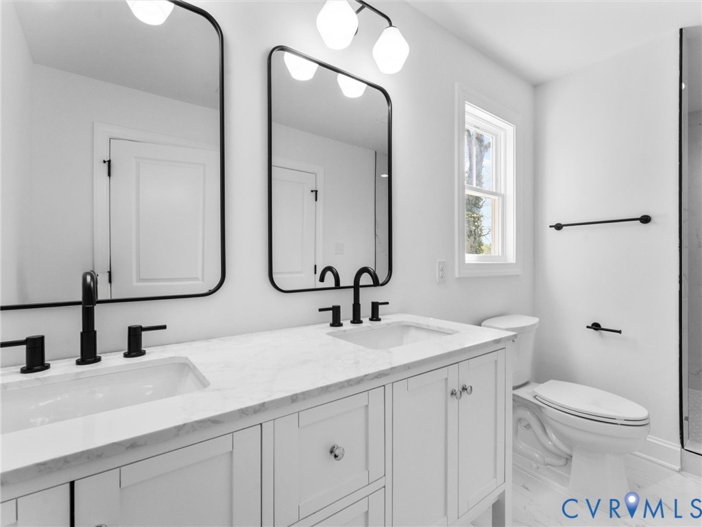 5500 Hemlock Road Quinton, VA 23141 - Photo 27 of 40 Master En Suite Bath