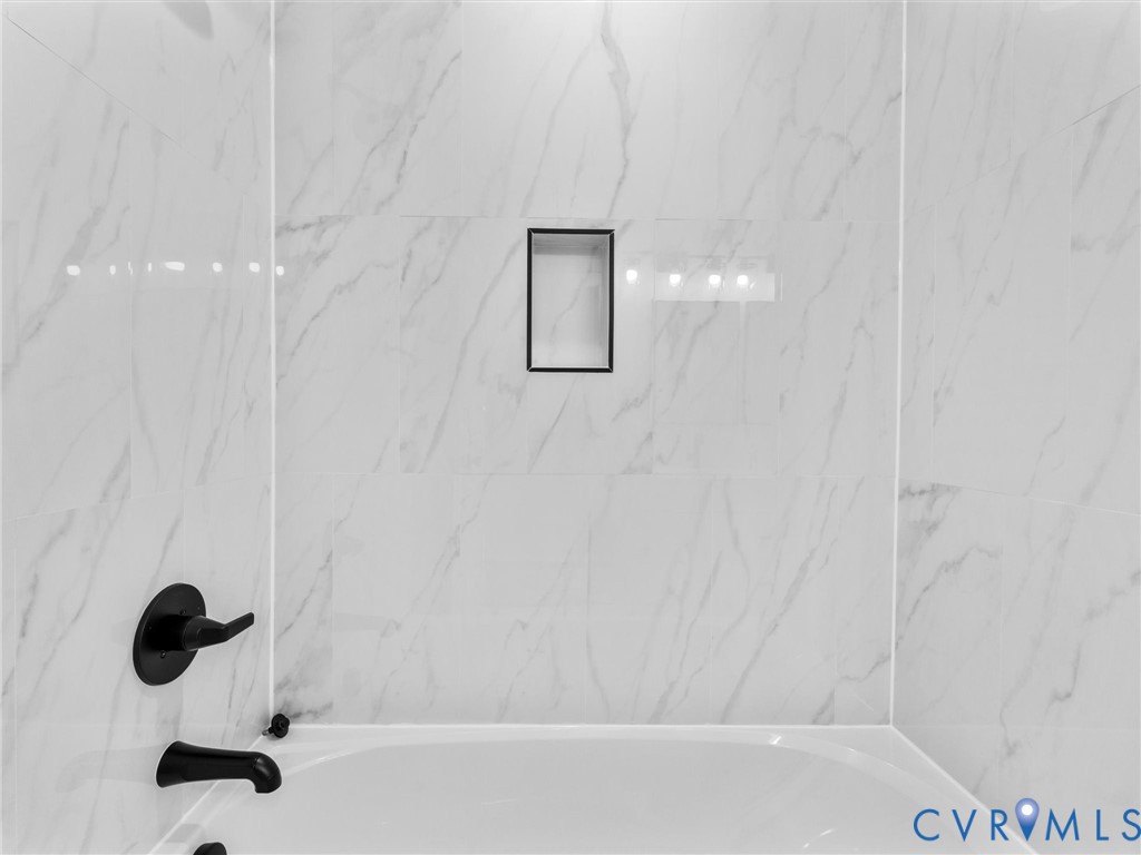 5500 Hemlock Road Quinton, VA 23141 - Photo 35 of 40 Second Full Bath