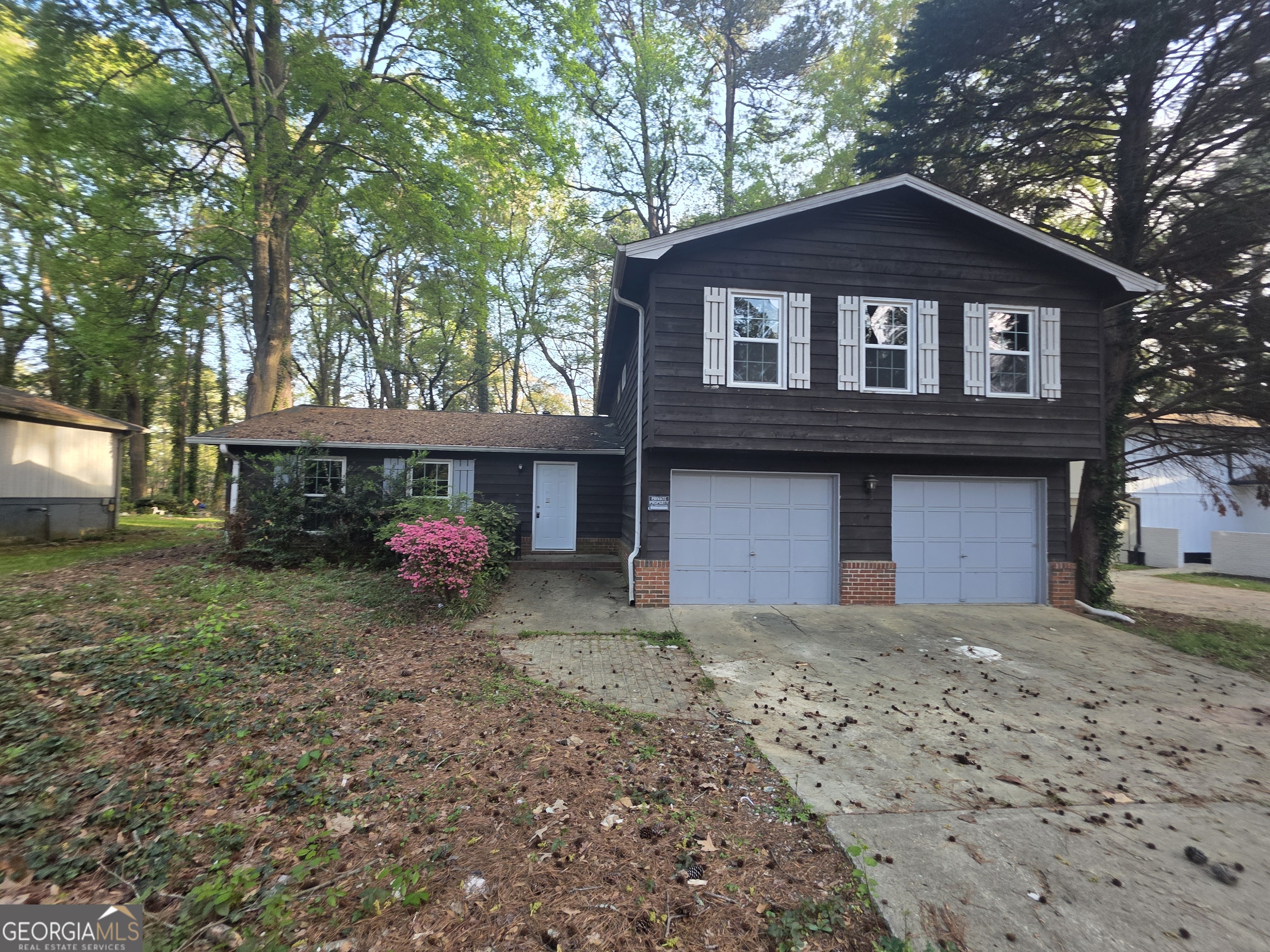 5382 Rockbridge Road Southwest Stone Mountain, GA 30088 - Photo 3 of 19