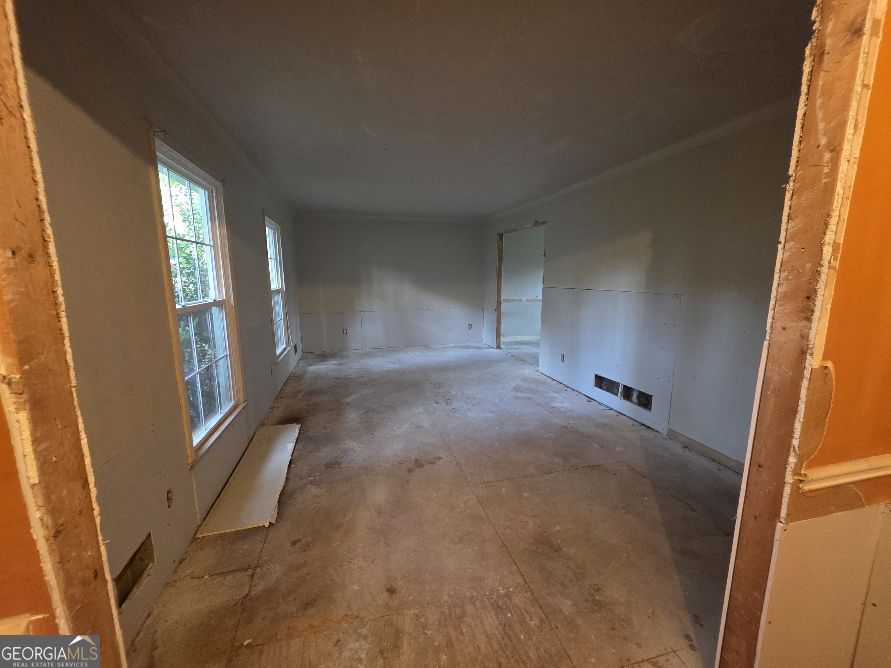 5382 Rockbridge Road Southwest Stone Mountain, GA 30088 - Photo 5 of 19