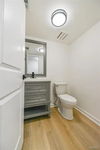 $362,000 | 590 Sarah Lane, Unit 303, St. Louis, MO 63141