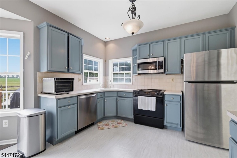 163 Bryans Road Hampton, NJ 08827 - Photo 12 of 47