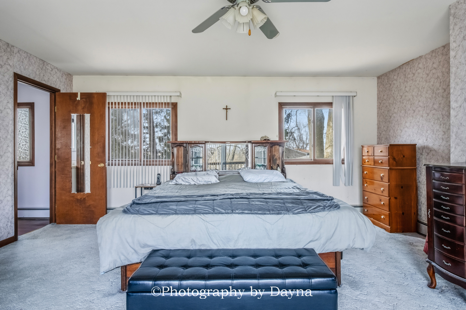 2857 River Road Kankakee, IL 60901 - Photo 12 of 35 a bedroom with a bed and window