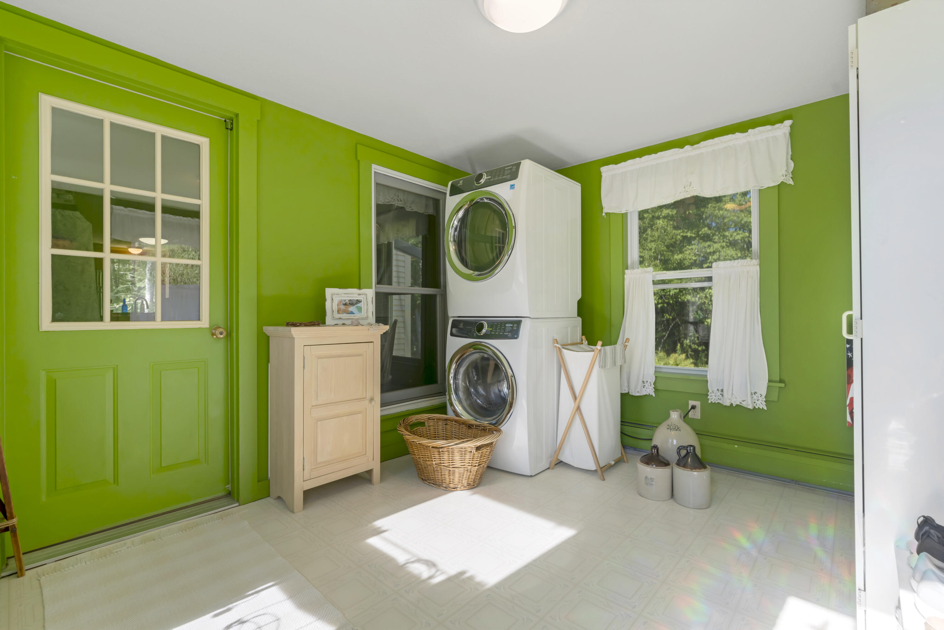82 Stanley Road Springvale, ME 04083 - Photo 6 of 29 _DSC0567