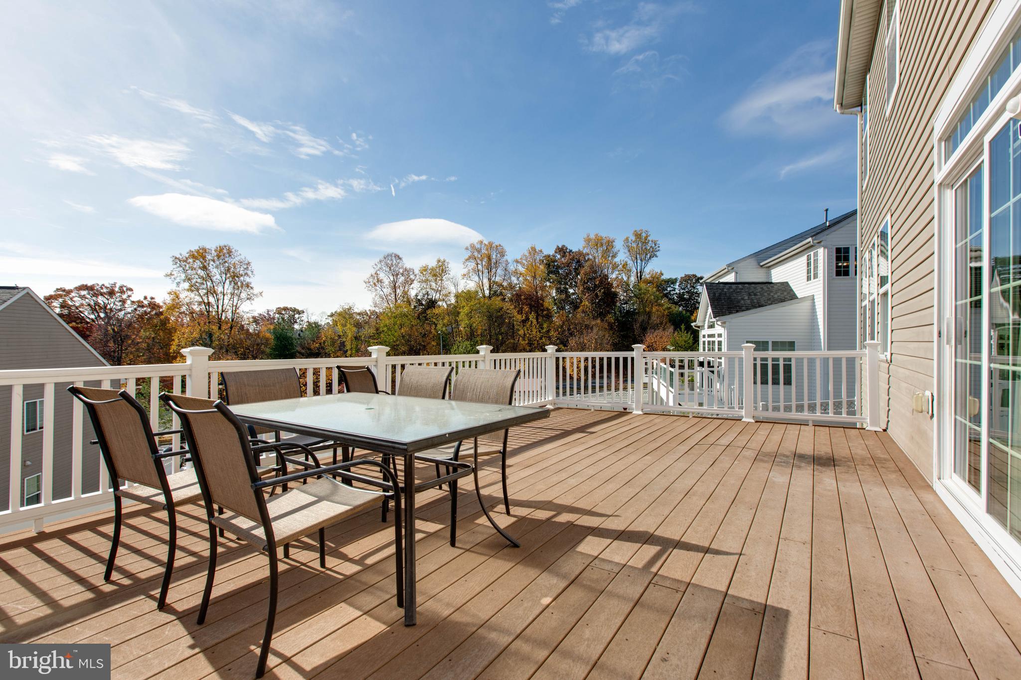 7603 Cedar Farm Drive Rosedale, MD 21237 - Photo 17 of 37 Maintenance-free Trex deck