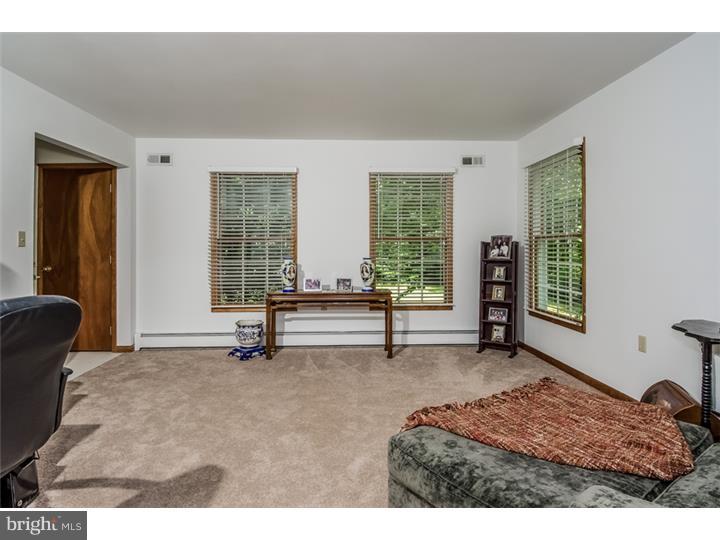 18 Ginger Road Chesterfield, NJ 08515 - Photo 8 of 16