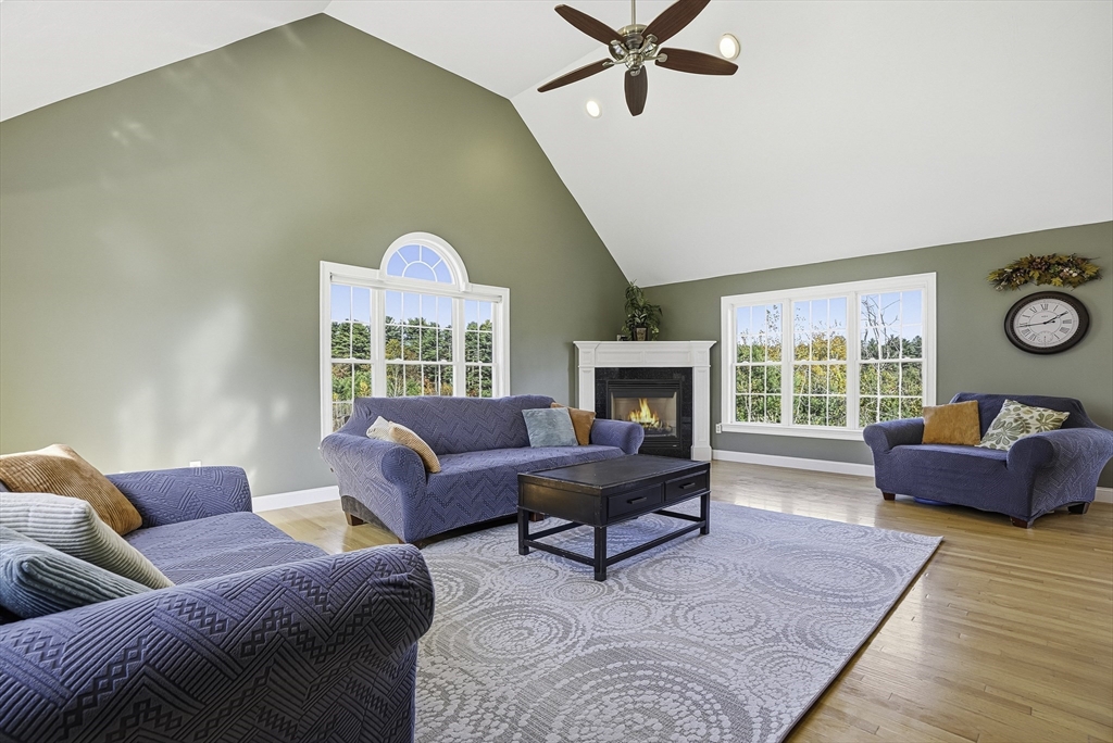 185 Prairie Street Northbridge, MA 01534 - Photo 13 of 42