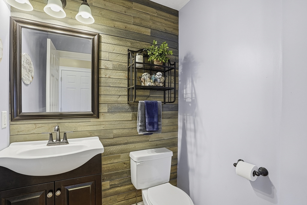 185 Prairie Street Northbridge, MA 01534 - Photo 22 of 42