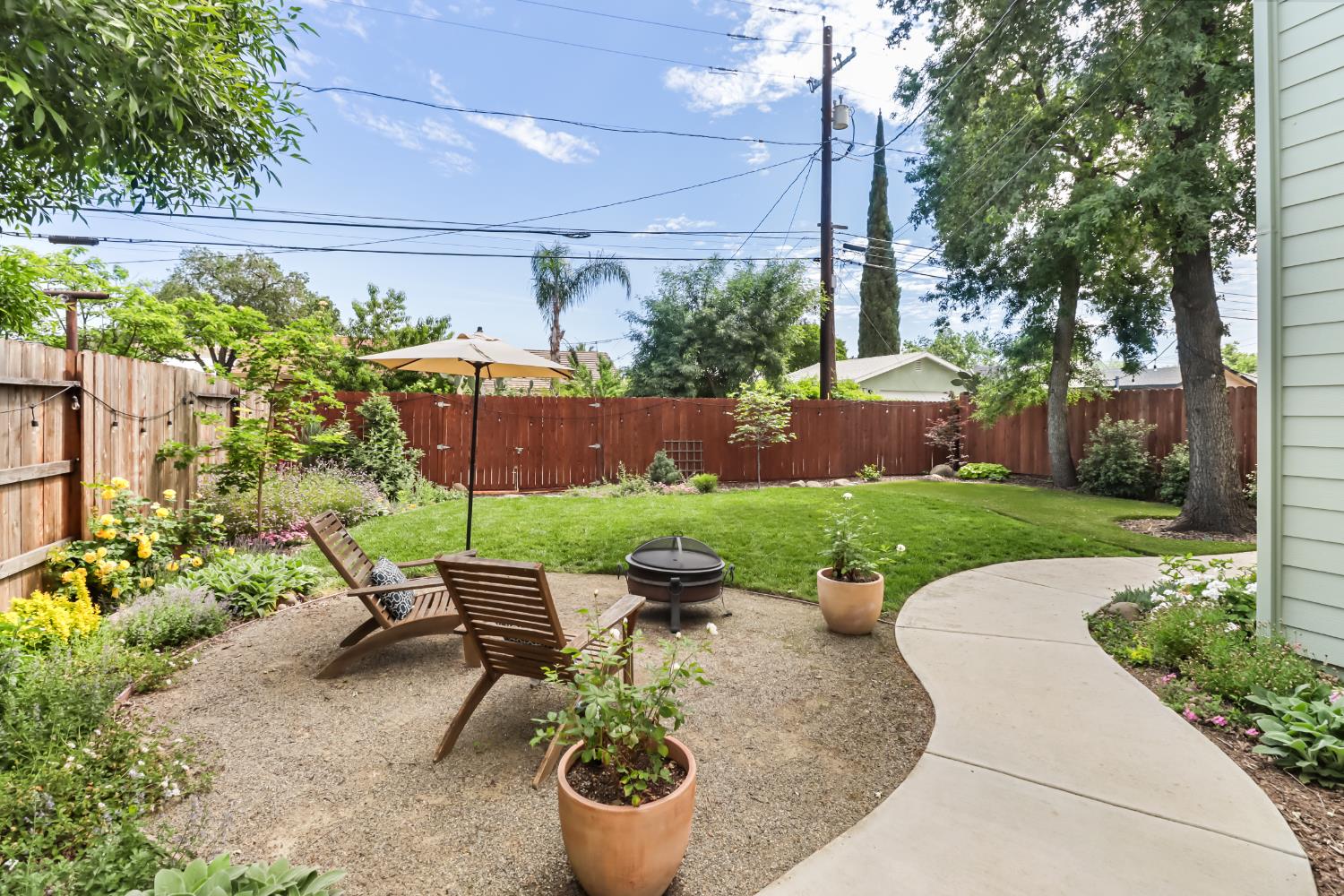 567 I Street Lincoln, CA 95648 - Photo 47 of 53 a view of a garden with patio