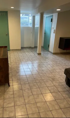 $2,500 | 21-37 36th Street | Astoria