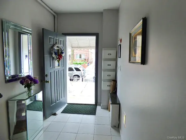 $2,500 | 21-37 36th Street | Astoria