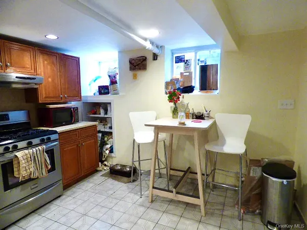 $2,500 | 21-37 36th Street | Astoria