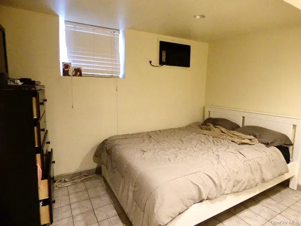 $2,500 | 21-37 36th Street | Astoria