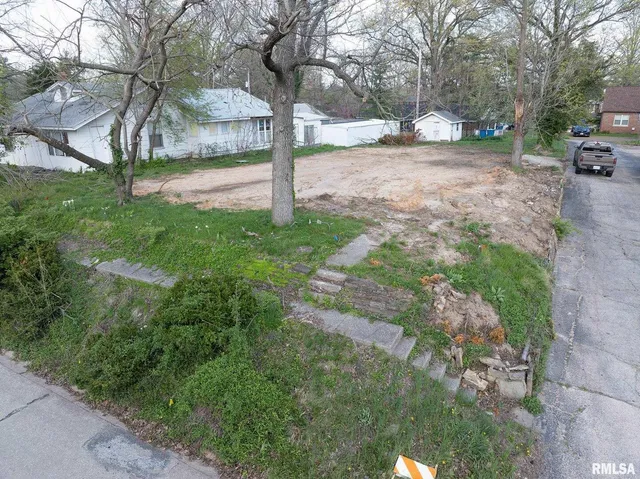 $5,500 | 704 North 8th Street, Mount Vernon, IL 62864