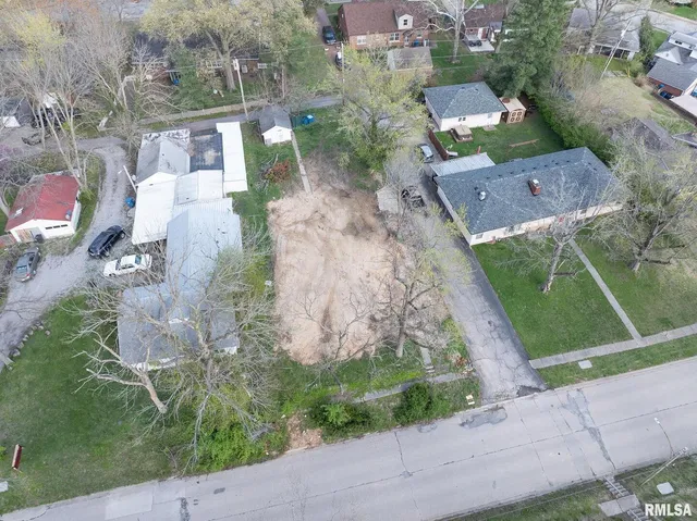 $5,500 | 704 North 8th Street, Mount Vernon, IL 62864