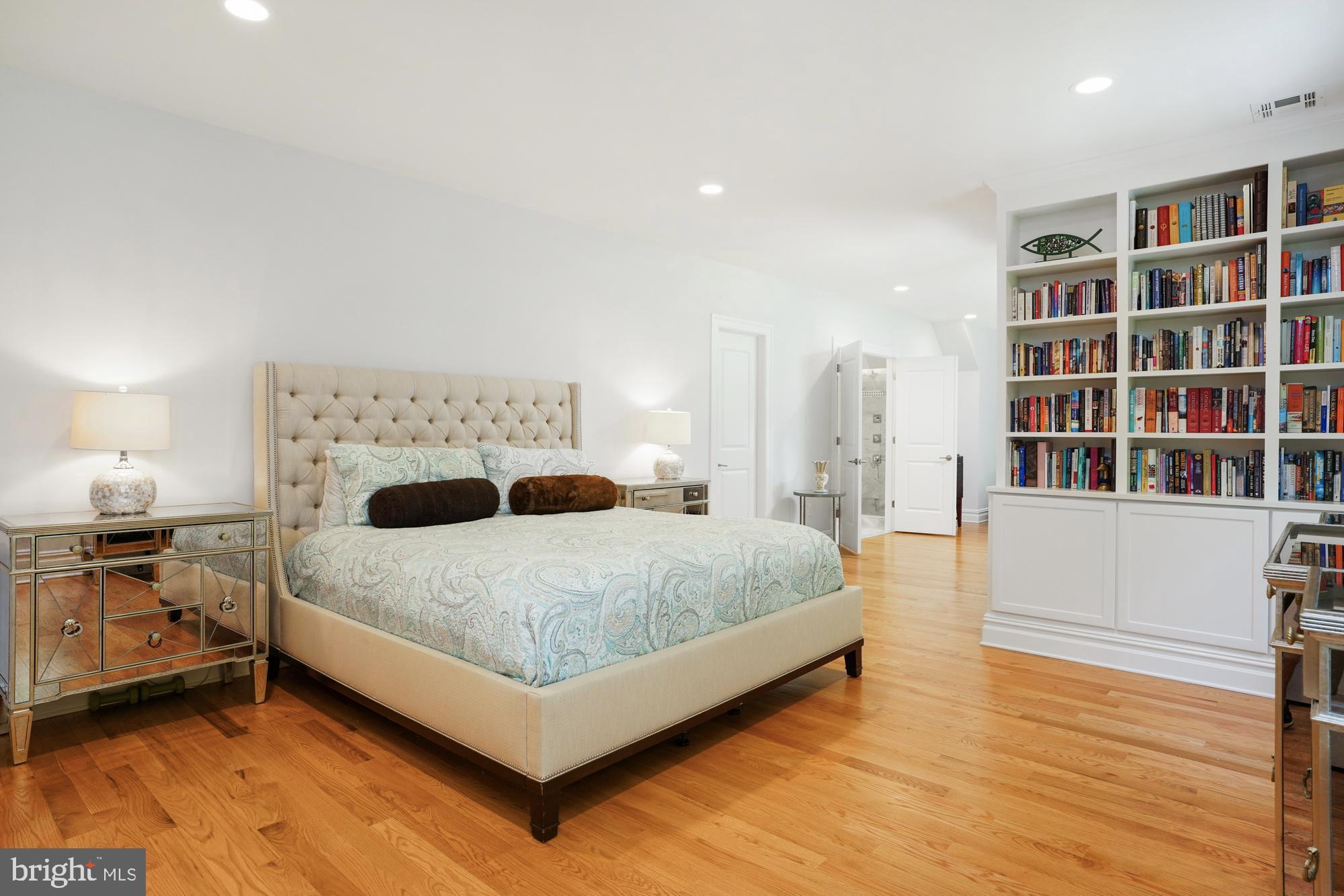 145 Ridgeview Circle Princeton, NJ 08540 - Photo 21 of 41 Master suite with built-ins and bookcases.