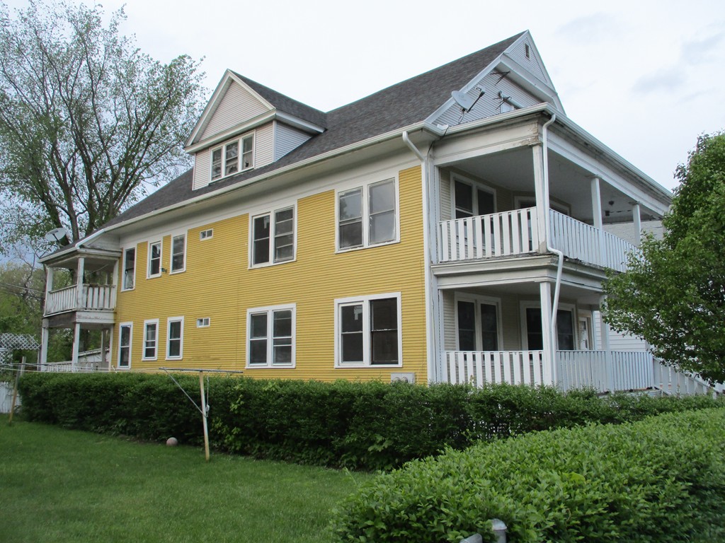 26 Warner Street Springfield, MA 01108 - Photo 3 of 21 Gallery Image 3