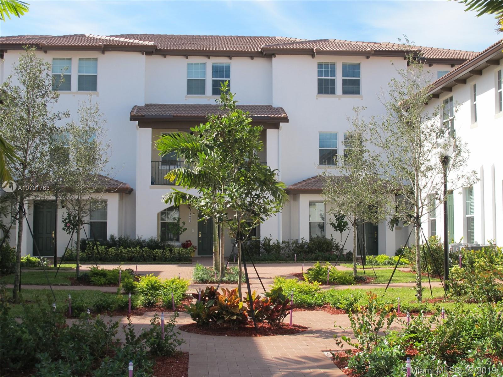 2661 Southwest 118 Road Miramar, FL 33025 - Photo 2 of 21 Gallery Image 2