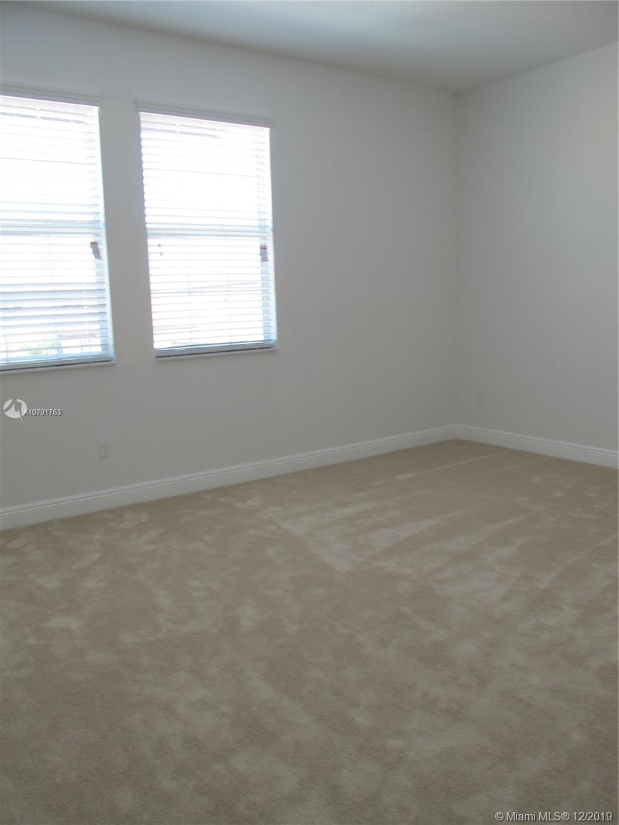 2661 Southwest 118 Road Miramar, FL 33025 - Photo 12 of 21 Gallery Image 12