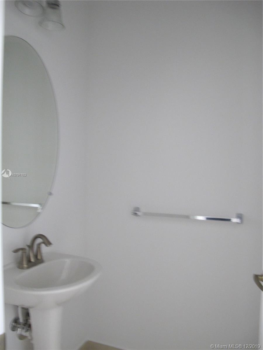 2661 Southwest 118 Road Miramar, FL 33025 - Photo 17 of 21 Gallery Image 17