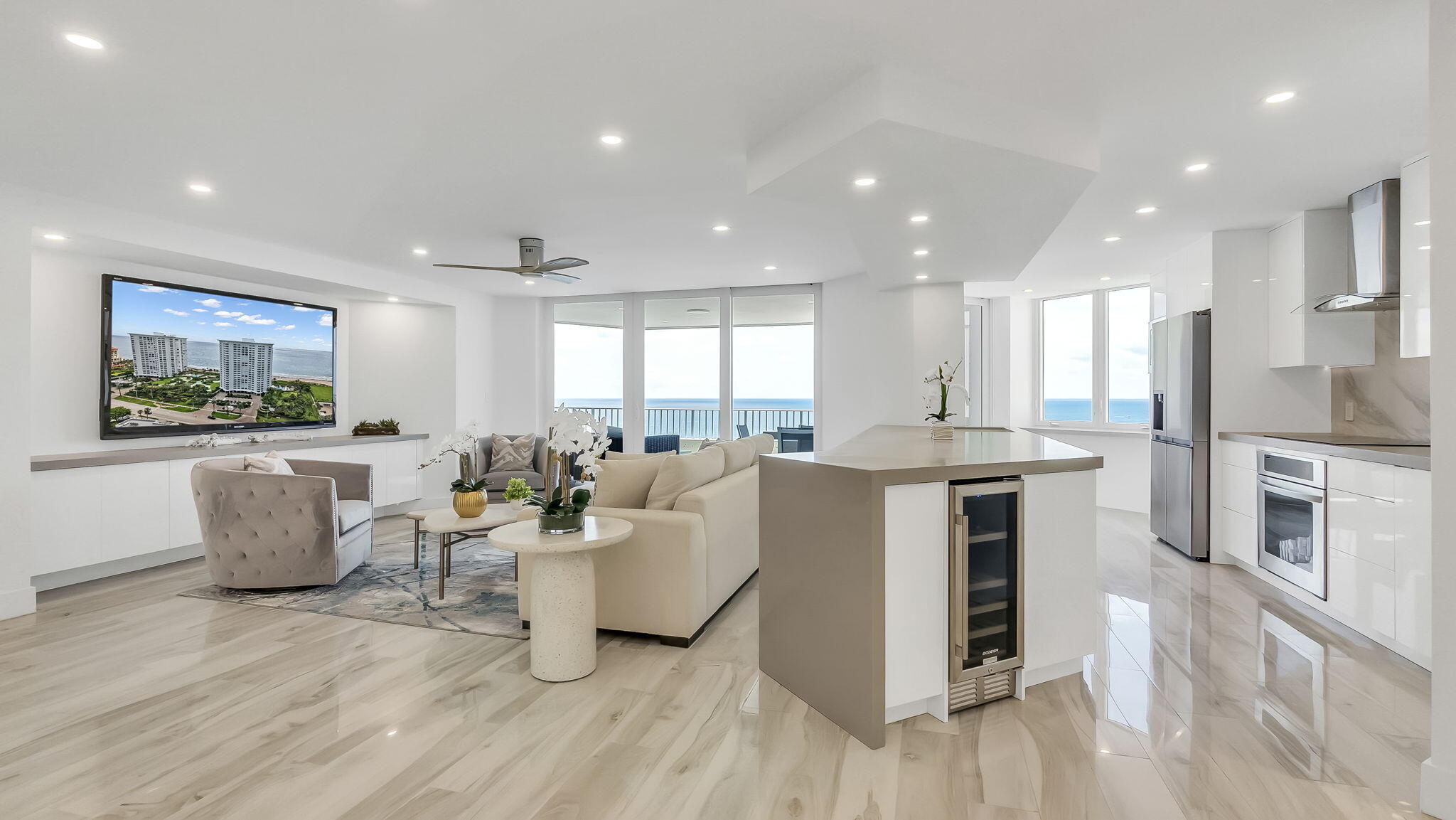 550 South Ocean Boulevard, Unit 1906 Boca Raton, FL 33432 - Photo 8 of 47 Family Room
