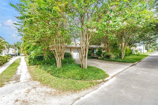 $969,000 | 256 19th Avenue Northeast, St. Petersburg, FL 33704