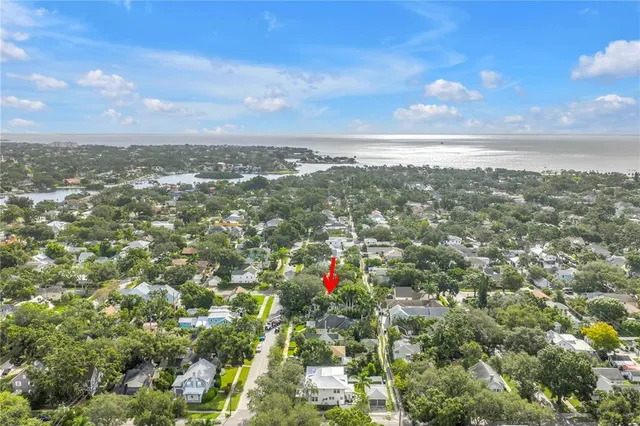 $969,000 | 256 19th Avenue Northeast, St. Petersburg, FL 33704